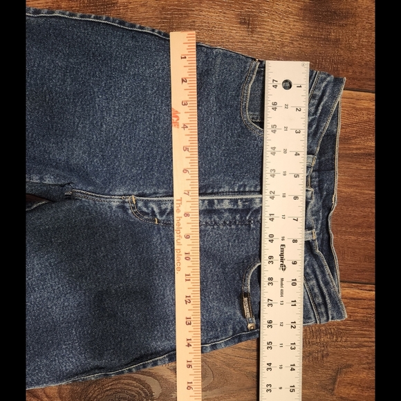 Awesome VTG Jean Capris - Picture 14 of 16